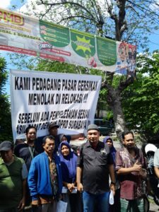 Achmad Garad Sebut Upaya Relokasi Pedagang Pasar Gersikan Ilegal: “Jangan Grusa-Grusu!”