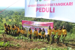 Gerakan Tanam Pohon, Polres Bondowoso Hijaukan Bukit Bintang