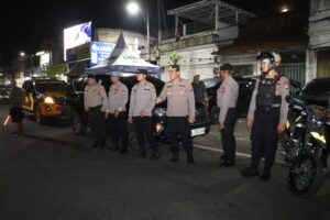 Jaga Kondusifitas Akhir Pekan, Polres Pelabuhan Tanjung Perak Sisir Titik Rawan Kriminalitas