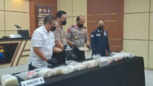 22,2 Kg Kokain Berlogo Bugatti Tercecer di Pantai Sumenep, Senilai Rp155 Miliar