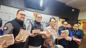 Peras Pemohon Izin Rp 50-200 Juta, Kadis ESDM Jatim Ditahan Kejati