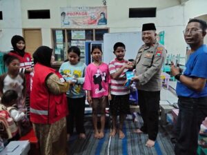 Dekati Anak Sejak Dini, Polsek Semampir Gelar Program ‘Polisi Sahabat Anak’ di Wonokusumo