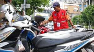 HJKS ke-733: Tarif Parkir di Surabaya Cuma Rp733, Dorong Transaksi Digital Lewat QRIS