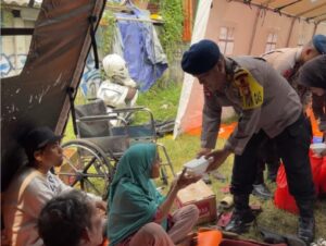 Peduli Korban Kebakaran Kemayoran, Satbrimob Polda Metro Jaya Terjunkan Kendaraan Dapur Lapangan