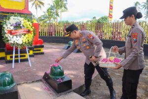 Jelang Hari Bhayangkara ke-80, Kapolres Lumajang Pimpin Ziarah ke Monumen Perjuangan Polri di Tumpeng