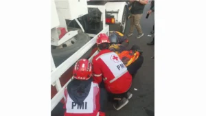 Truk Tangki Tabrak Motor di Karang Tembok, Penumpang Tewas di TKP