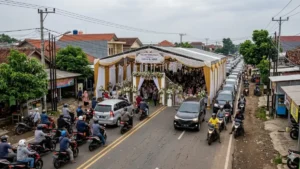 Hajatan Marak Pasca-Idul Adha, Dishub Surabaya Ingatkan: Jangan Tutup Jalan Total!