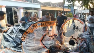 Balon Udara Meledak di Atap Rumah Kebomas, 2 Anak Terluka