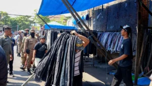 Kaji Ipuk: Penataan Pasar Surabaya Tak Cukup Pakai Gusur, Pembeli Juga Harus Tertib