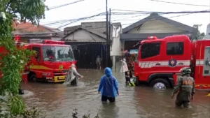8 Titik Surabaya Terendam Banjir, Pemkot Gerak Cepat Sedot Air