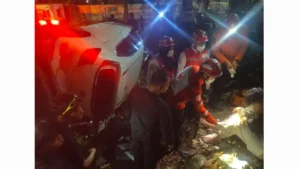 Kronologi Mobil Brio Terjun di Flyover Gubeng Pojok Surabaya, Sopir Cekcok dengan Penumpang