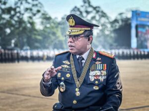 Polri Gelar Upacara Hari Bhayangkara ke-80 di Satlat Korbrimob Cikeas