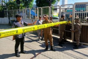 250 Titik Lahan Parkir Tak Berizin Disegel Massal, Wali Kota Surabaya Sentil Usaha Modern