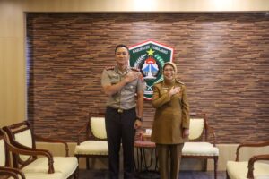 Sinergi Pemkab dan Polres, AKBP Riki Yariandi Kunjungi Bupati Lumajang Perkuat Kamtibmas