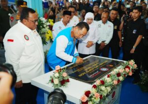 Kapolri Resmikan Gedung KSPSI AGN Jatim