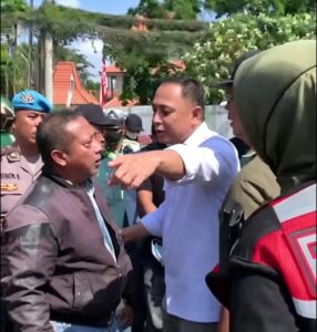 Sidak Sampah Ilegal di Keputih Memanas, Eri Cahyadi Terlibat Adu Argumen dengan Pengelola Lahan