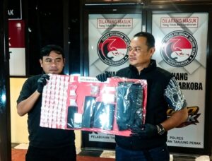 Satresnarkoba Tanjung Perak Bongkar Peredaran 399 Gram Sabu, 672 Poket Disita, Pengedar Akui Sudah Beraksi Sejak 2025