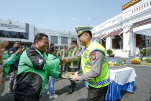 Operasi Patuh Semeru 2026: Polda Jatim Fokus Edukasi Tertib Berkendara Demi Keselamatan di Jalan Raya